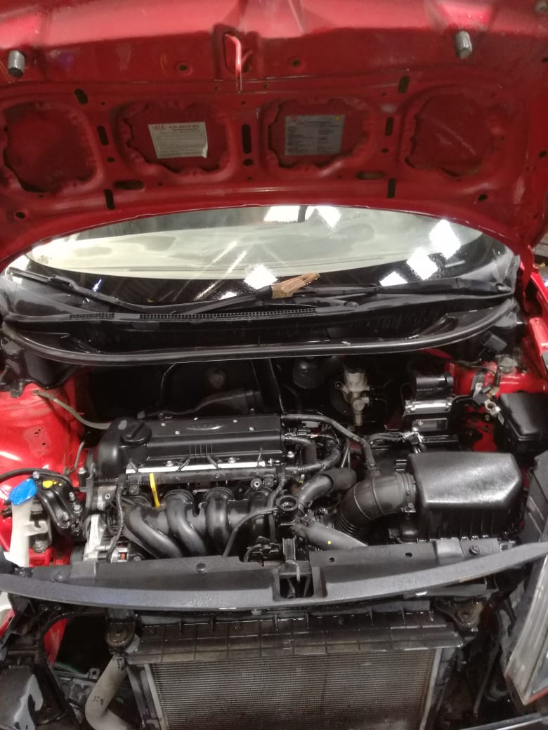  Kia RIO 2012    EN DESARME